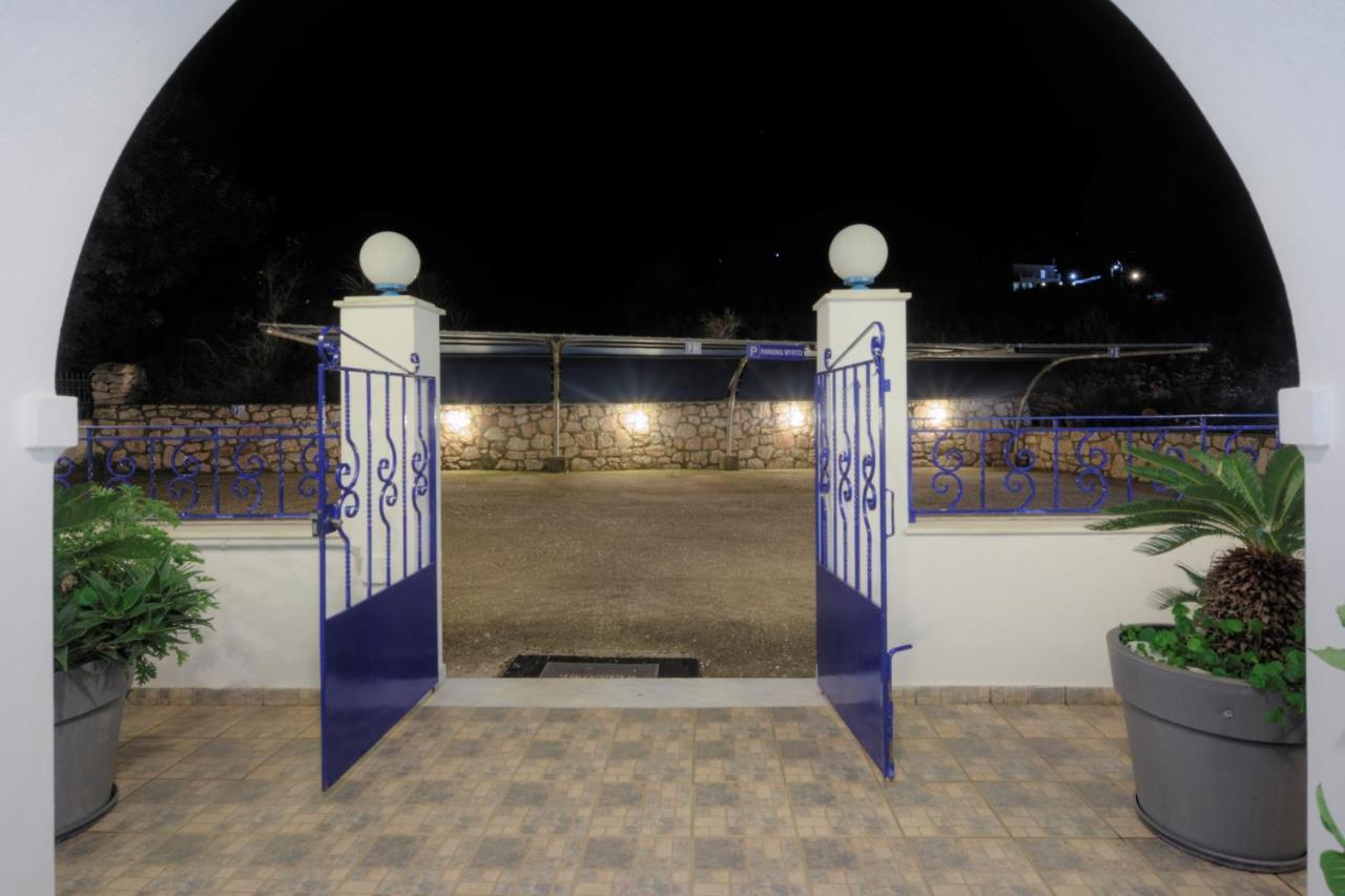Myrto Apartments Agia Efimia Exterior foto